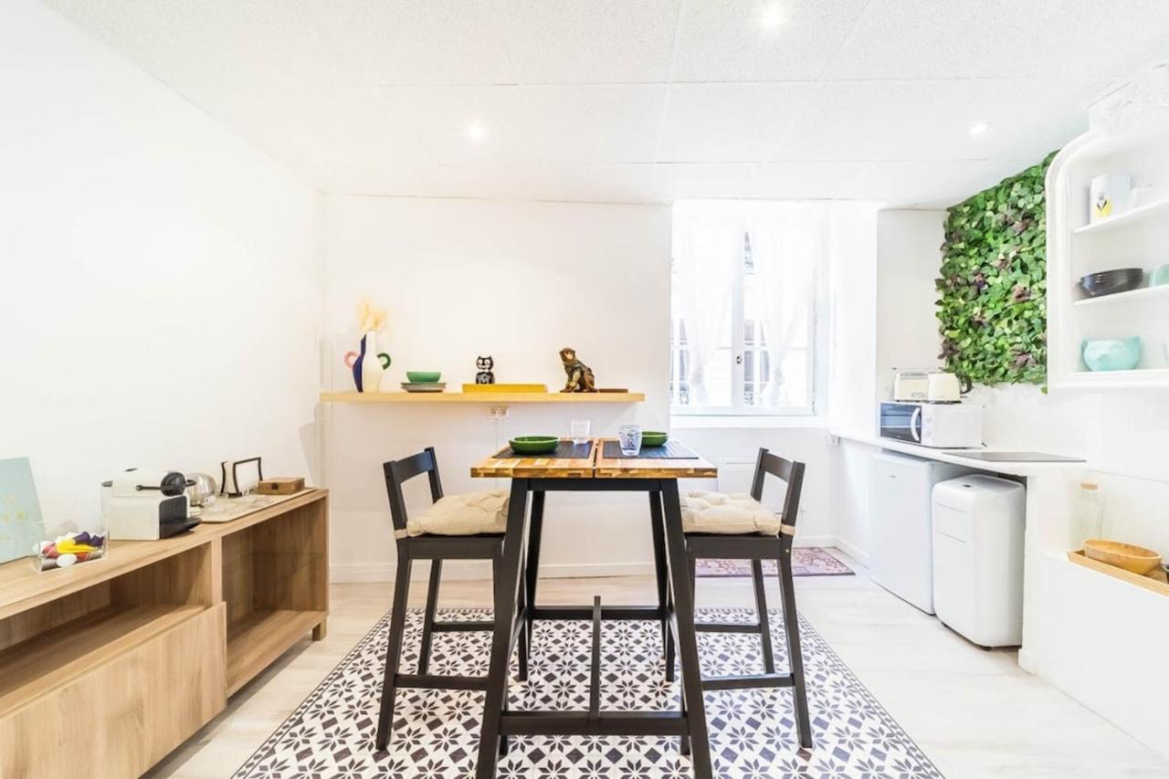 The Pleney Charming 2 People - Cordeliers Appartement Lyon Buitenkant foto